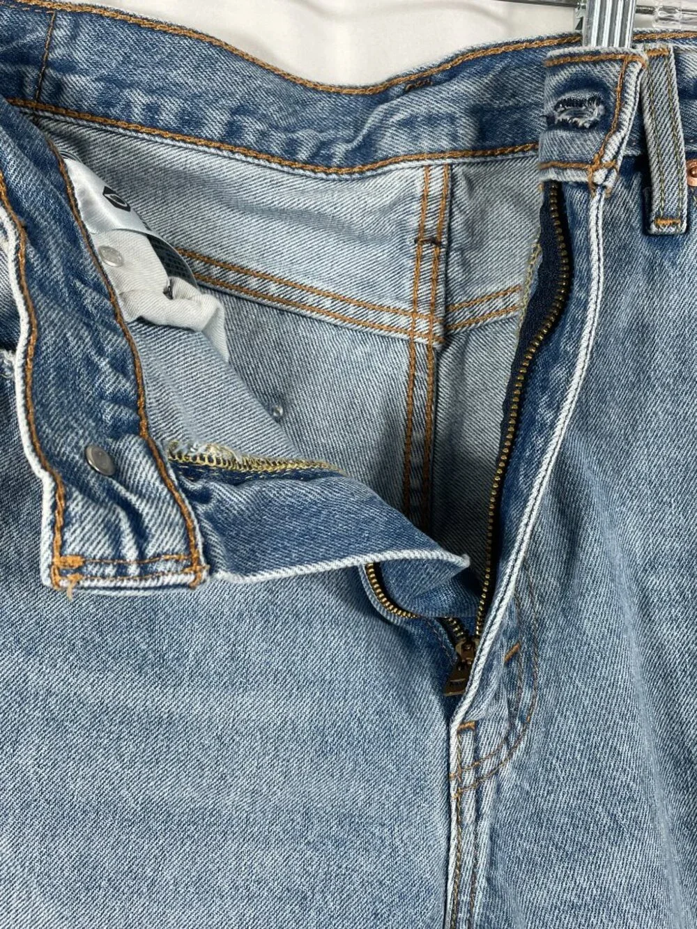 Levi's 469 Loose Fit Distressed Denim Jorts Shorts W36 Raw Hem 100% Cotton